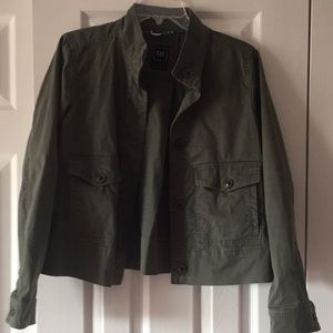 Gap brand woman’s small lightweight jacket🛍